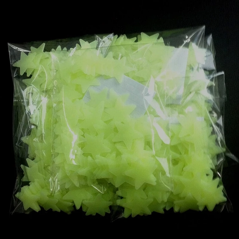 Stropna dekoracija otroške sobe s svetlečimi zvezdicami Dekoracija sobe z otroškimi fosforescentnimi zvezdicami