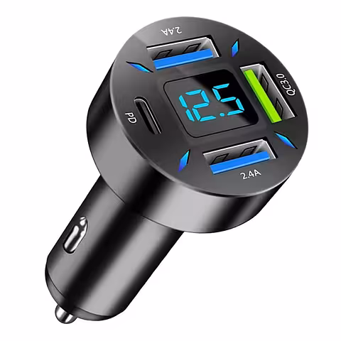 Avto polnilec z digitalnim voltmetrom, USB Type-C PD in Quick Charge 3.0 – hitro polnjenje na vtičnico 12–24V