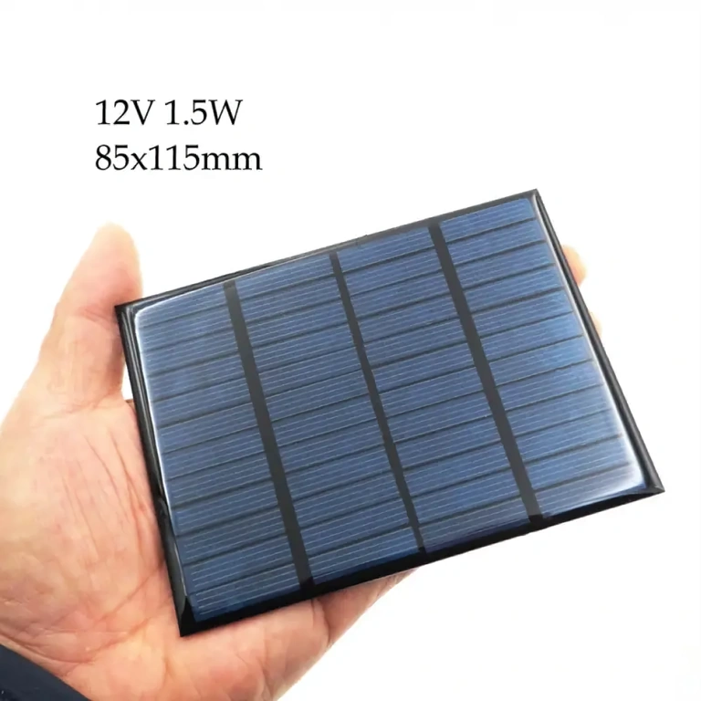 Majhen solarni panel 115x85mm z nastavljivim izhodom