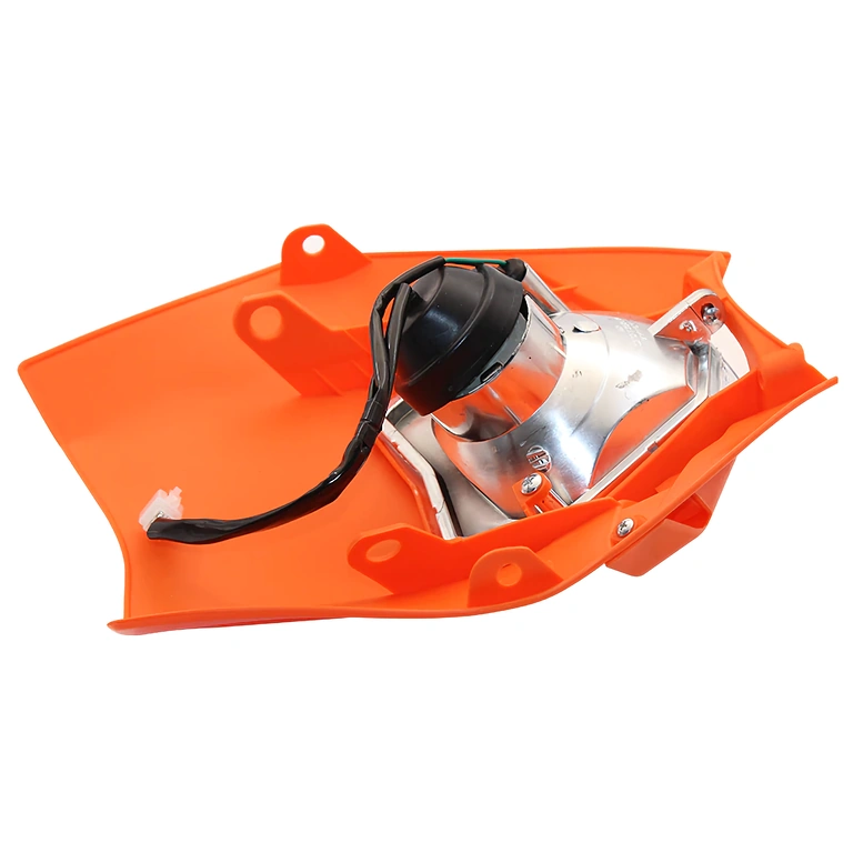 Univerzalna motorna luč s 4 gumijastimi trakovi za hitro montažo