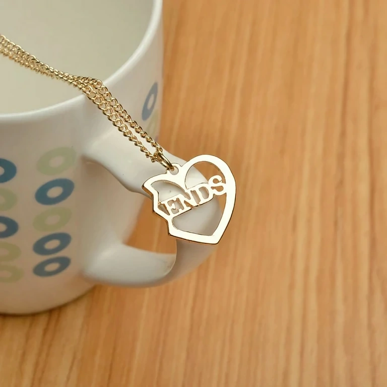 Komplet zlatih verižic Best Friends Forever Tri zlate ogrlice za dobre prijatelje – obeski v obliki srca