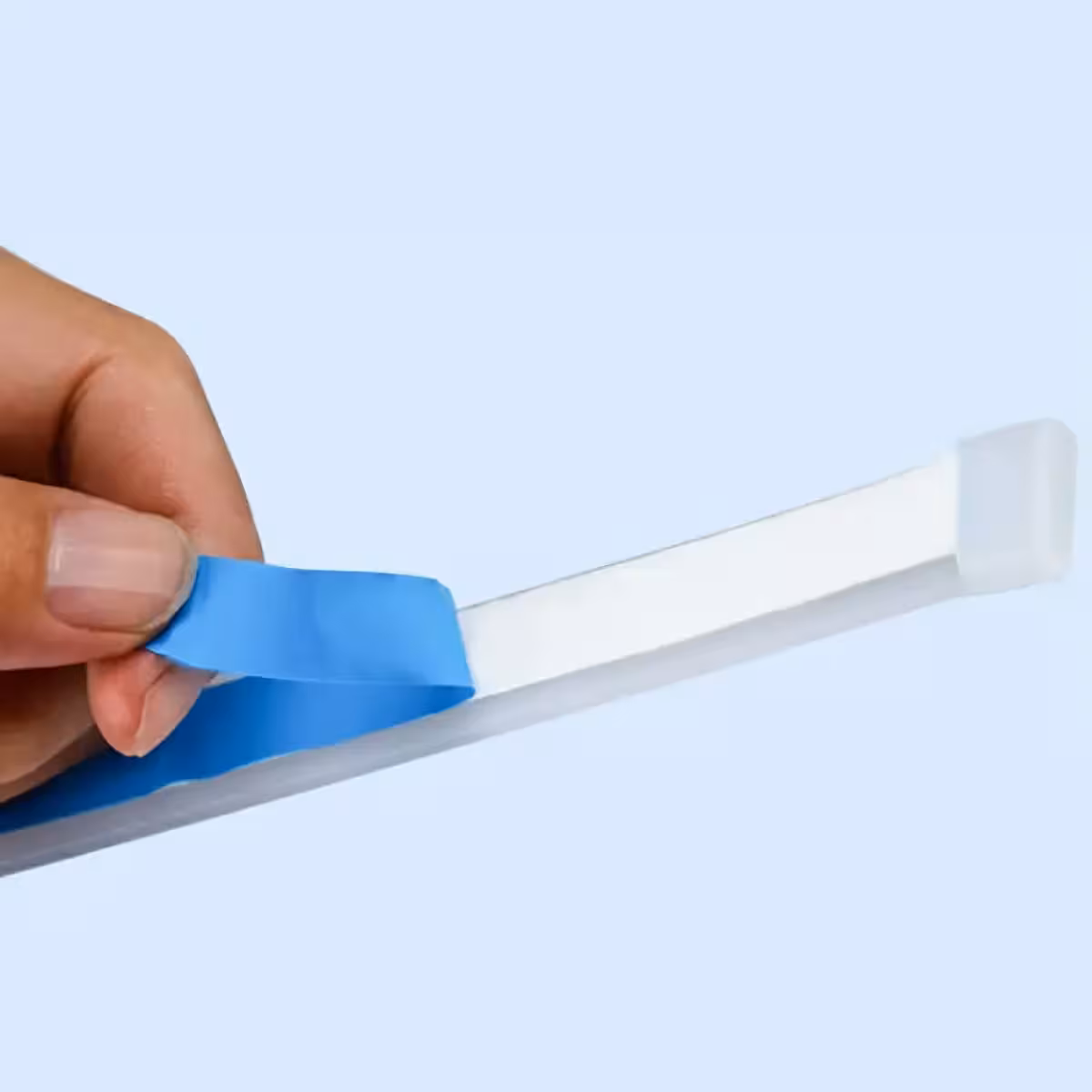 Komplet 2 LED trakov za avtomobilske dnevne luči in dinamično signalizacijo