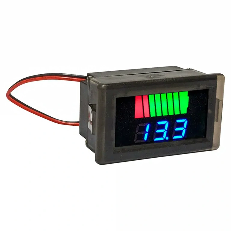 LED voltmeter, enostavna montaža, za napetosti med 12V in 72V