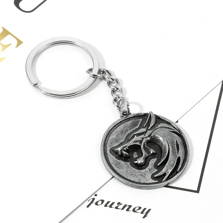 Srebrni komplet The Witcher za oboževalce Idealno darilo za oboževalce The Witcher – trpežni in sijoči medaljoni iz zlitine