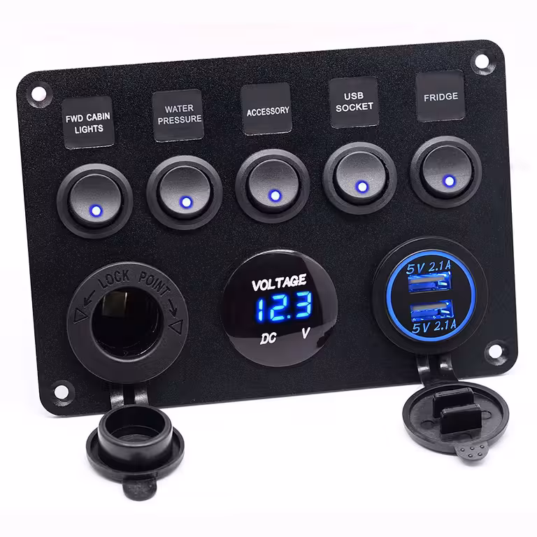 Avto stikalna plošča s 5 ON/OFF gumbi z voltmetrom, vtičem in USB polnilcem – 12V/24V, IP65 odporna