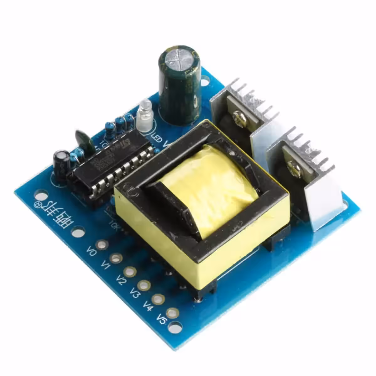 Pretvornik iz 12V v različne AC napetosti (20V–220V)