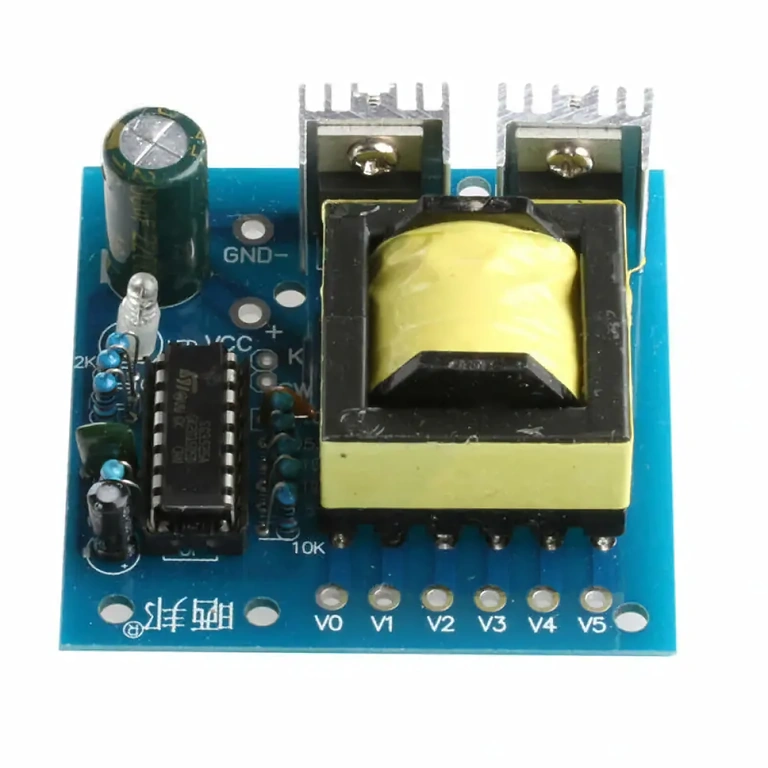 Inverter za DIY projekte AC napetostni pretvornik za elektronske hobije