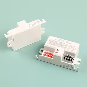 Senzor gibanja z mikrovalovi 360° za strop – avtomatsko stikalo 220V belo