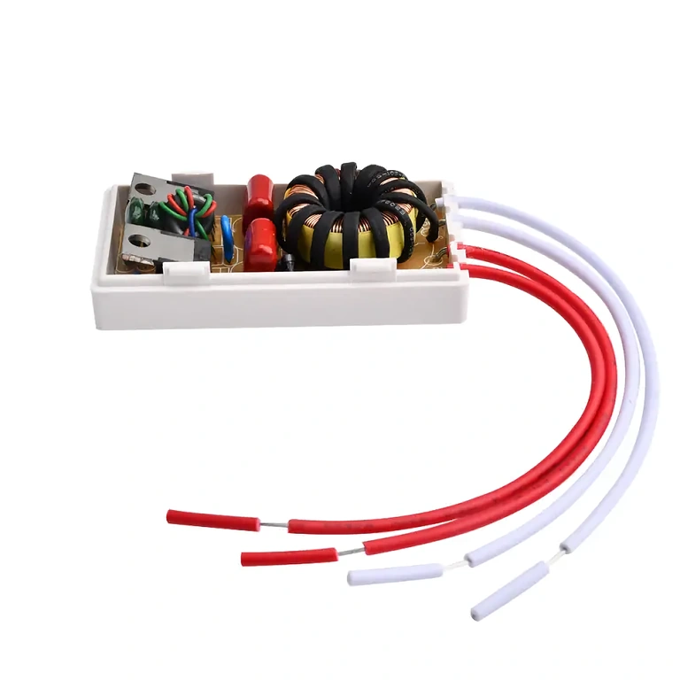 AC transformator za znižanje napetosti 230V na 12V AC Transformator za znižanje napetosti s 230V AC na 12V