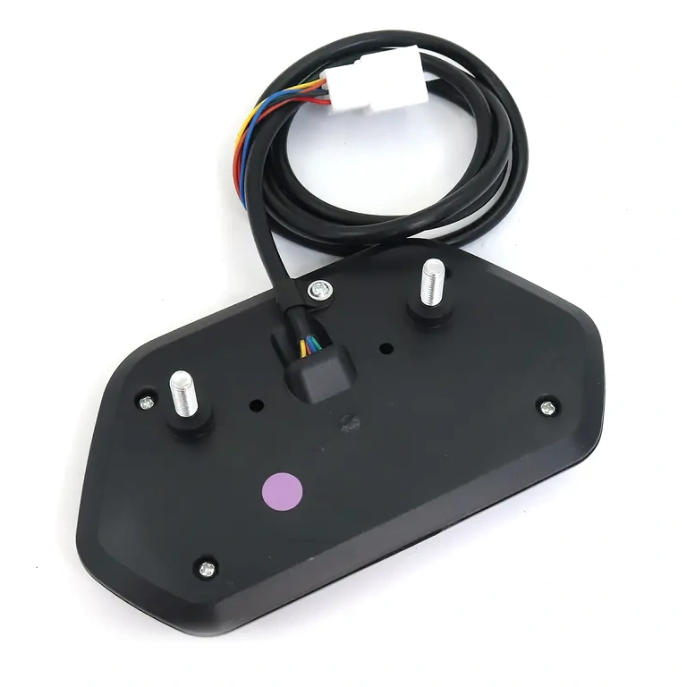 Jasen in berljiv zaslon za armaturno ploščo skuterja