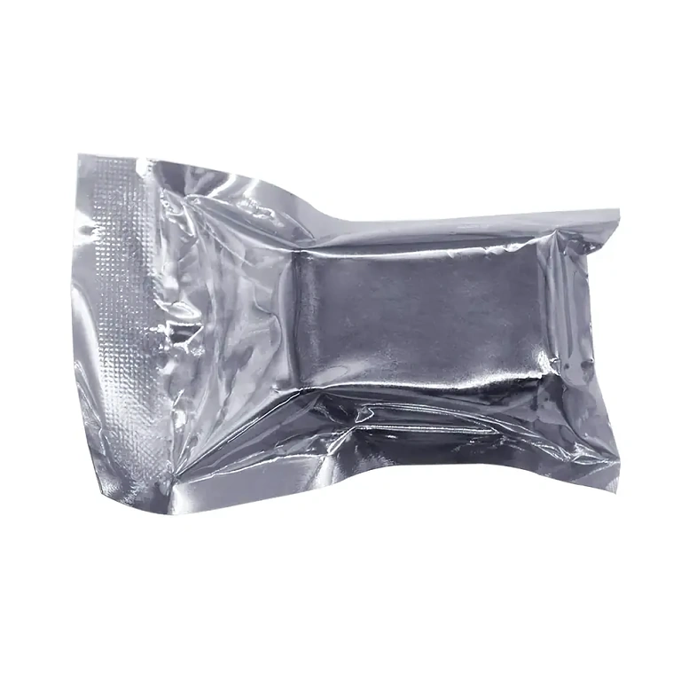 Digitalni voltmeter z LED prikazom treh številk, jasen in natančen