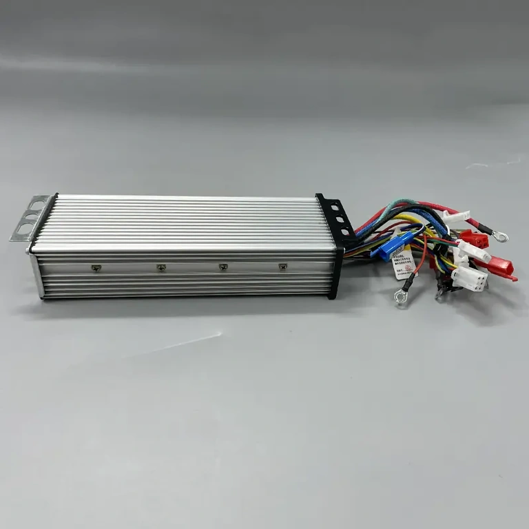 Nadgradnja krmilnika za skuterje Citycoco in Harley z večjo močjo