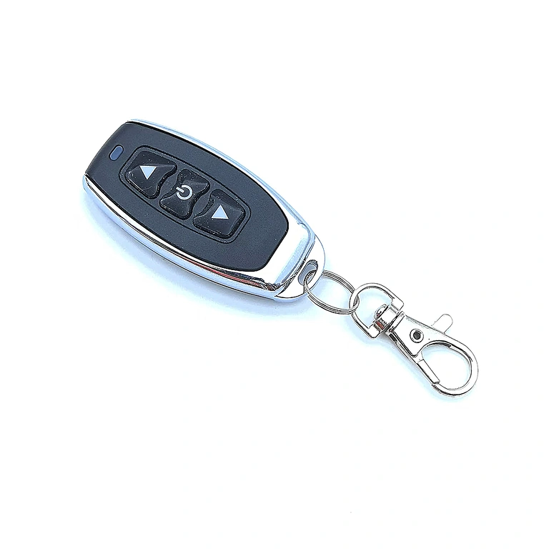 Krmilnik enobarvnega LED traku z natančno regulacijo svetlosti