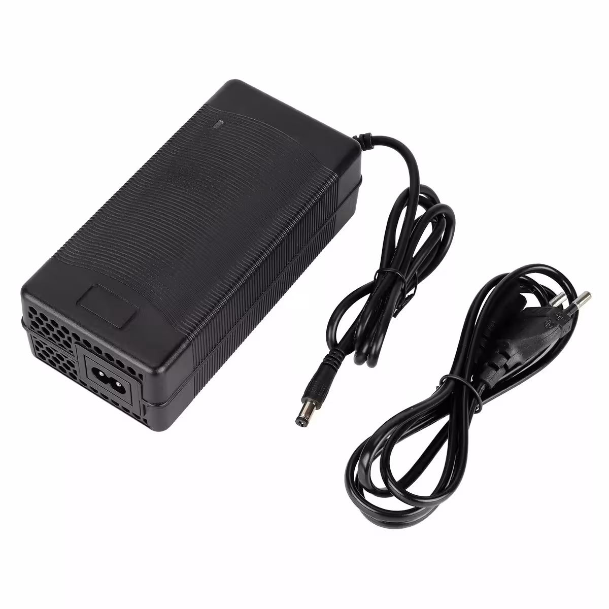 Polnilec 60V–67.2V 2A za skiroje, kolesa, skuterje in tricikle, varuje baterijo