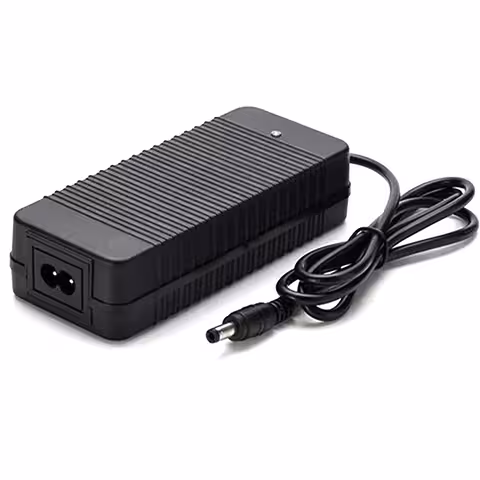 Polnilec Li-Ion 21V 2A za akumulatorje 18650, 18V in BMS 5S