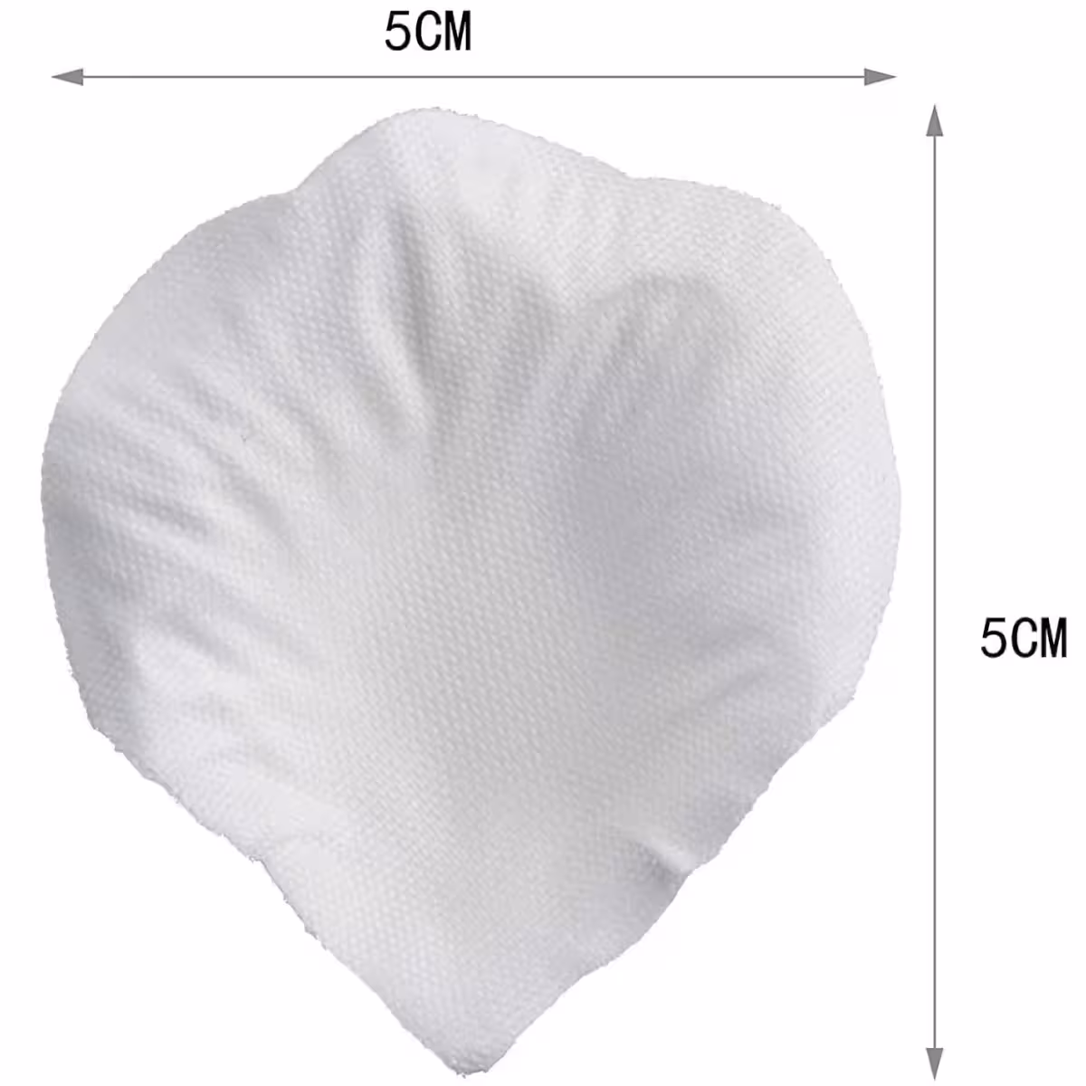 Približna slika belih umetnih cvetnih listov iz tekstila