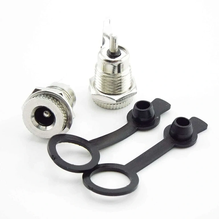 Vodoodporen DC vtič 12V 5,5×2,1 mm – pogled od spredaj