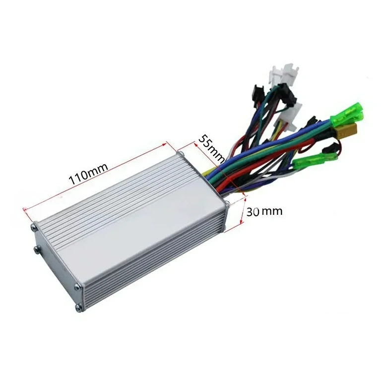 Vmesnik za luči na krmilniku M5 Povezava za luči in električni vmesnik na krmilniku M5 500W–1000W